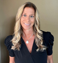 Janelle Minghine